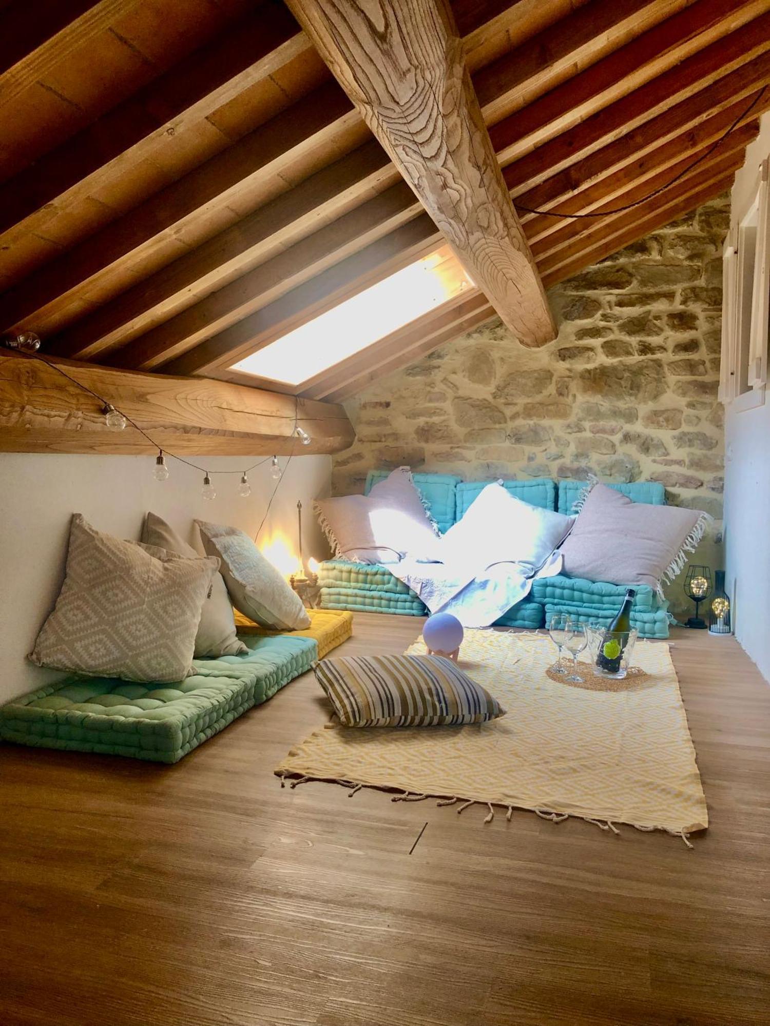 Bio Agriturismo Alba Etrusca Di Cortona - Organic Farmhouse- Appartamento Lavanda-Appartamento Rosmarino - Vasca Idromassaggio Esterna Poggioni Екстериор снимка