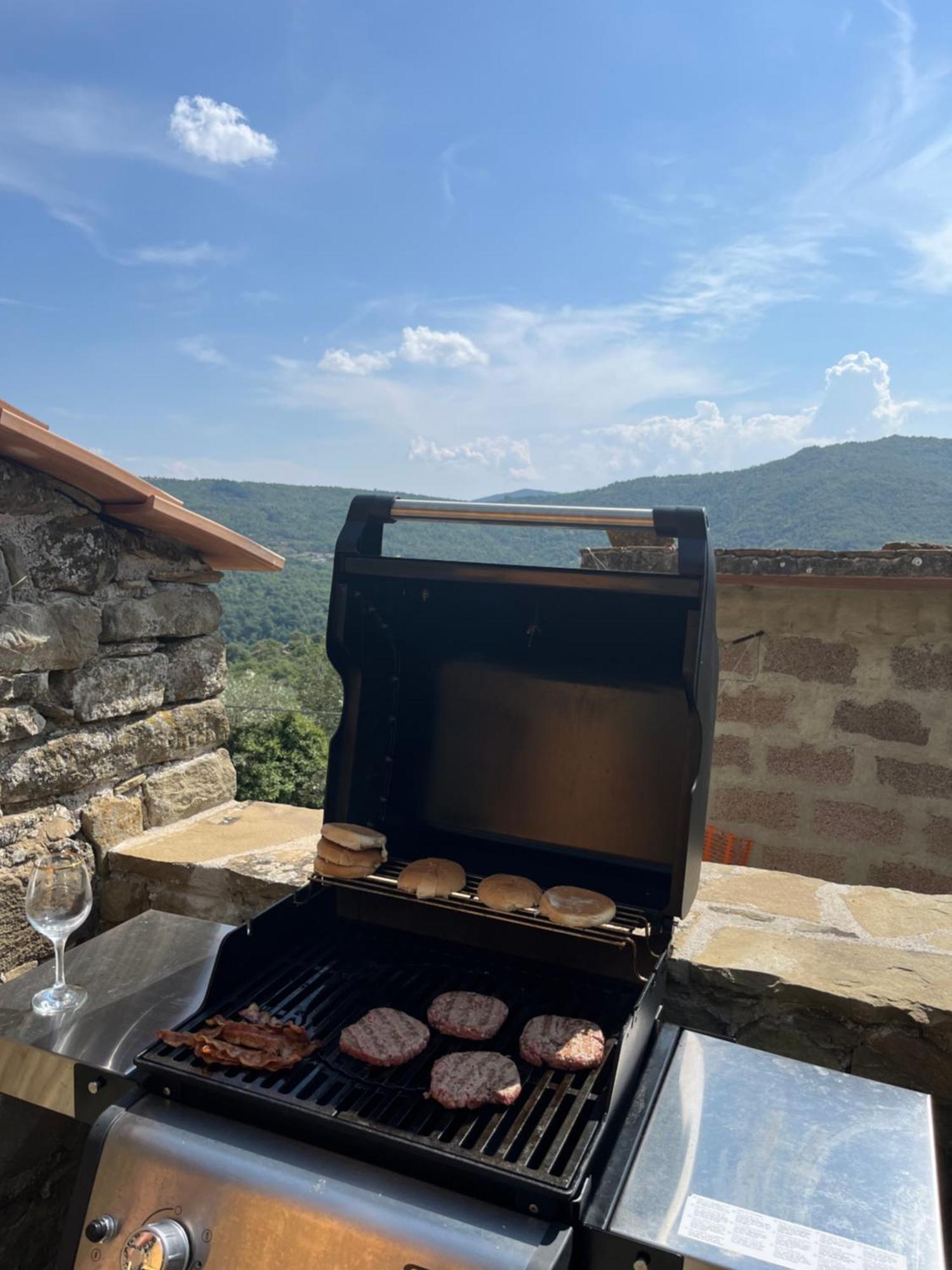 Bio Agriturismo Alba Etrusca Di Cortona - Organic Farmhouse- Appartamento Lavanda-Appartamento Rosmarino - Vasca Idromassaggio Esterna Poggioni Екстериор снимка